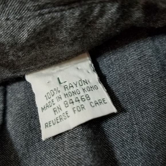 G.H. Bass & Co Button Down Shirt - Picture 9 of 10